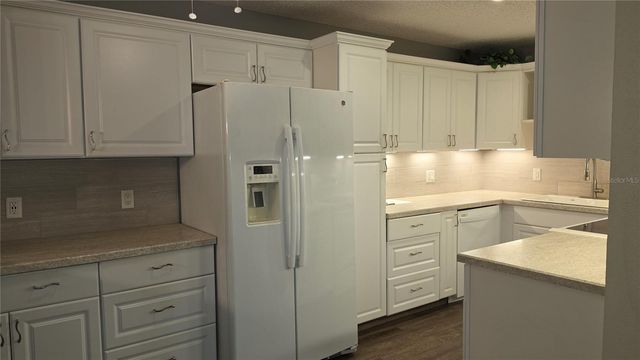 12119 SUNNY GLEN LANE E2, Hudson, FL 34669