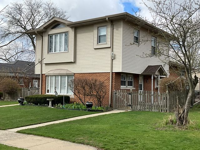 9226 Kilbourn Avenue, Skokie, IL 60076