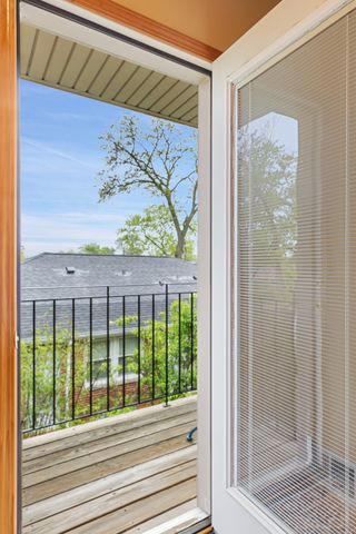 9226 Kilbourn Avenue, Skokie, IL 60076