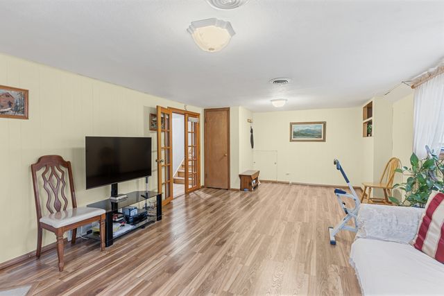 9226 Kilbourn Avenue, Skokie, IL 60076