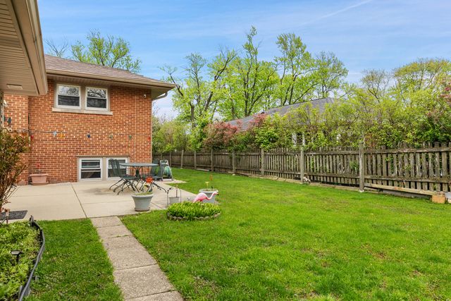 9226 Kilbourn Avenue, Skokie, IL 60076