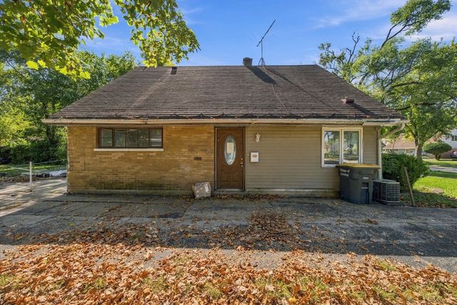 17143 Ridgewood Avenue, Lansing, IL 60438