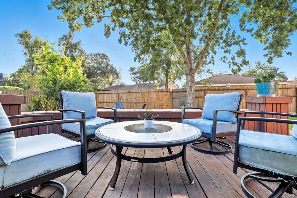 Image 18 of property listing at 20919 Union Park Drive, Katy, TX 77450