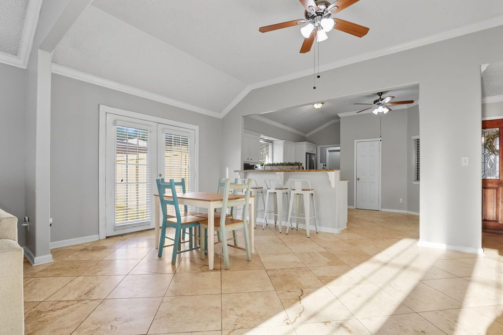 Image 5 of property listing at 20919 Union Park Drive, Katy, TX 77450