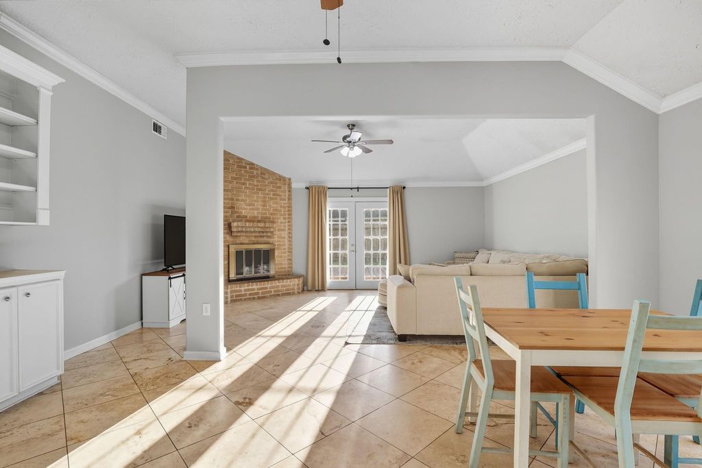 Image 7 of property listing at 20919 Union Park Drive, Katy, TX 77450