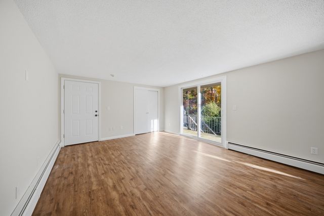 4 Greenleaf 4B, Merrimac, MA 01860