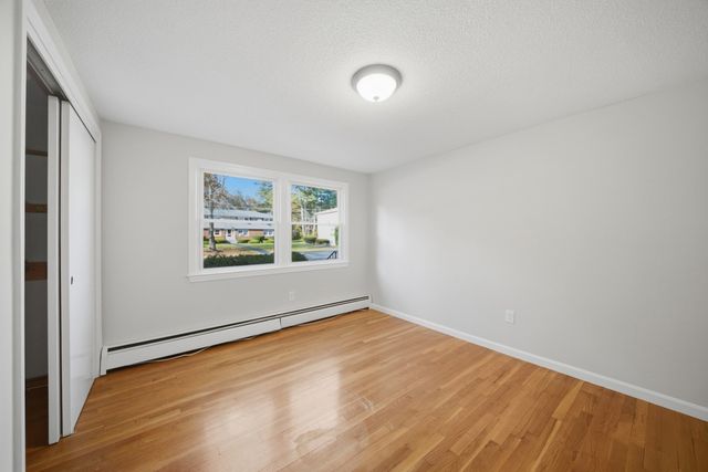 4 Greenleaf 4B, Merrimac, MA 01860