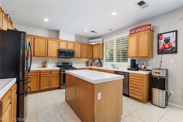 13293 Lilyrose Street, Eastvale, CA 92880