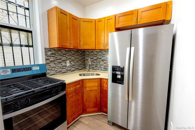 132-16 Hillside Avenue, Richmond Hill, NY 11418