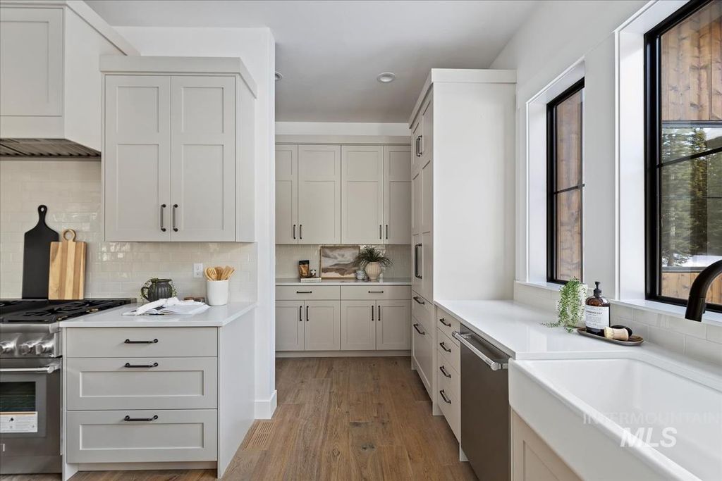 75 Ponderosa Ridge Court, Donnelly, ID 83615 photo 12