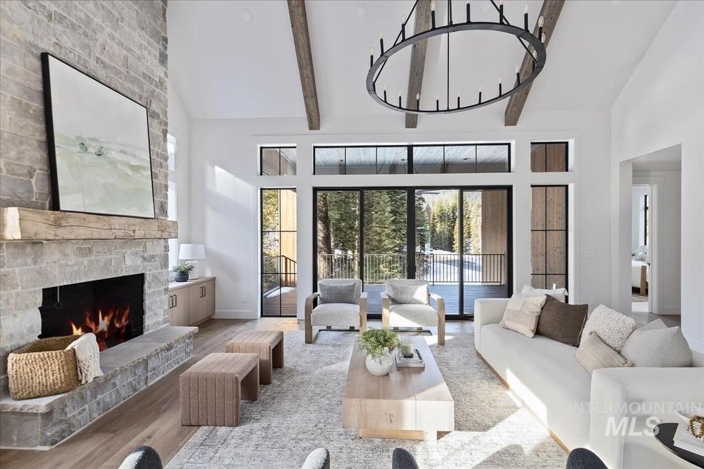 75 Ponderosa Ridge Court, Donnelly, ID 83615 photo 2