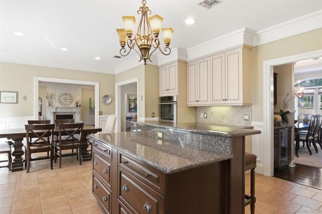 50 Cobbler Lane, Setauket, NY 11733
