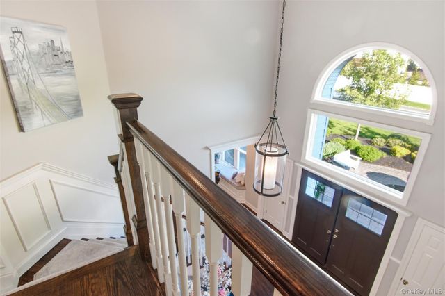 50 Cobbler Lane, Setauket, NY 11733