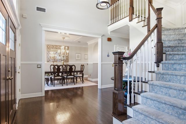 50 Cobbler Lane, Setauket, NY 11733