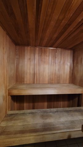 400 E 90th St Apt 4D, New York City, NY 10128