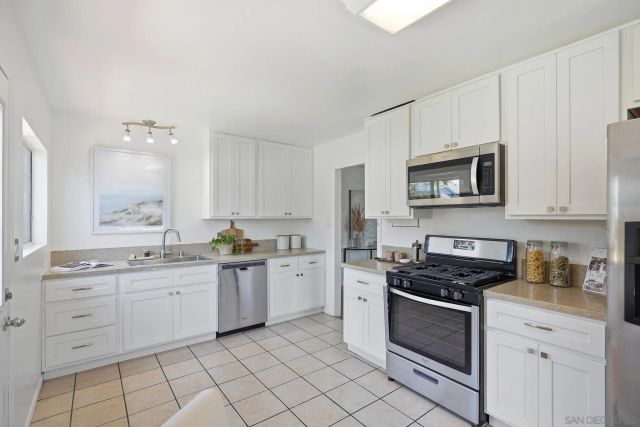 616 San Luis Rey, Oceanside, CA 92058