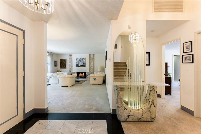 4807 Ellenita Avenue, Tarzana, CA 91356