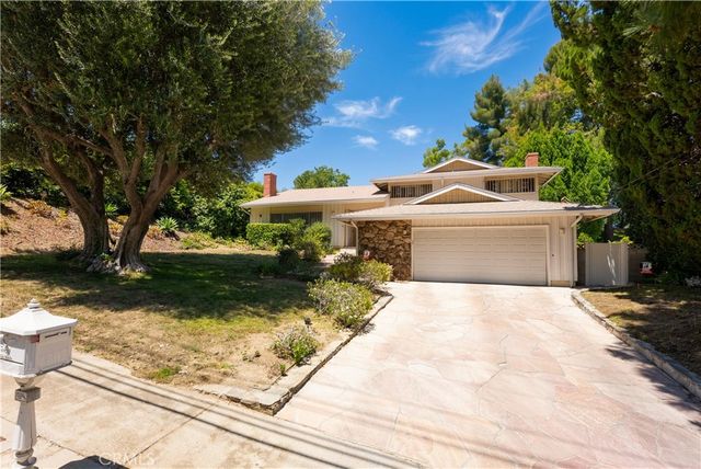 4807 Ellenita Avenue, Tarzana, CA 91356