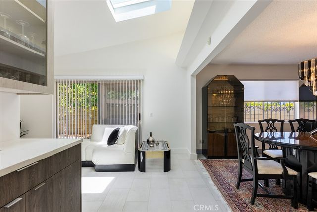 4807 Ellenita Avenue, Tarzana, CA 91356