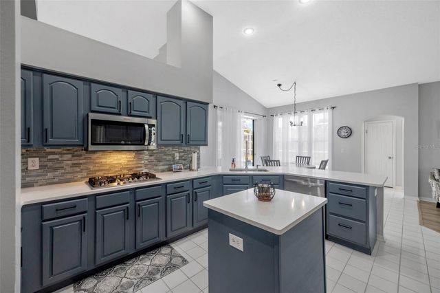 28703 CROOKED STICK COURT, Wesley Chapel, FL 33543