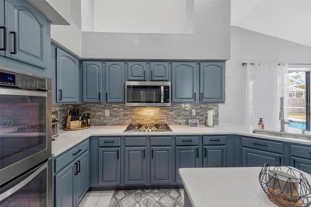 28703 CROOKED STICK COURT, Wesley Chapel, FL 33543