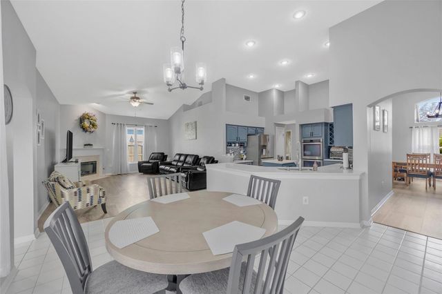 28703 CROOKED STICK COURT, Wesley Chapel, FL 33543