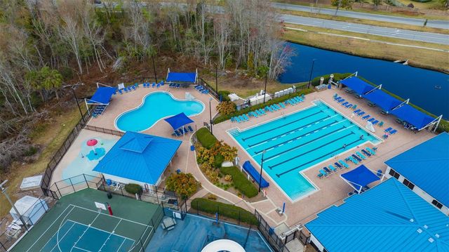 28703 CROOKED STICK COURT, Wesley Chapel, FL 33543