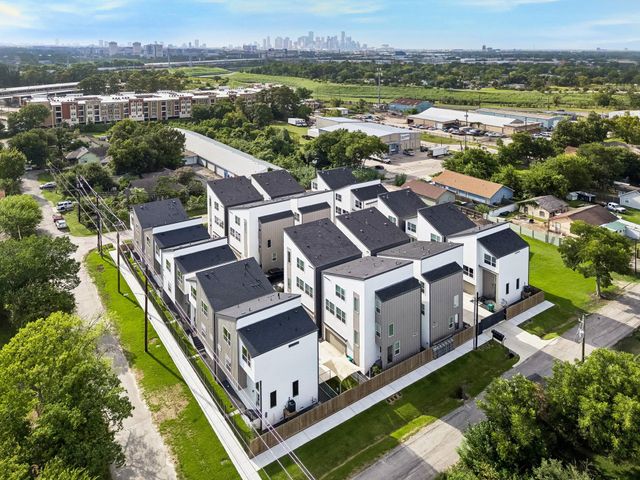 2959-2961 Delafield Street, Houston, TX 77023