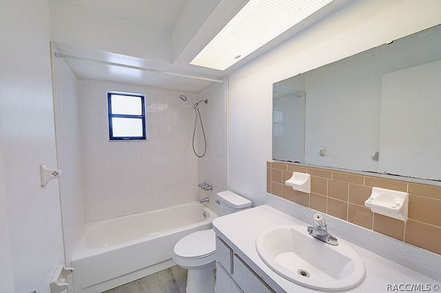 512 Long Avenue, Inverness, FL 34453