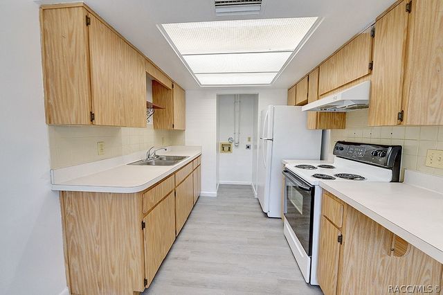 512 Long Avenue, Inverness, FL 34453