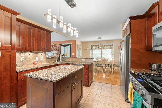414 Homeplace Drive, Stockbridge, GA 30281