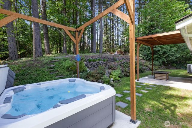 7605 Artondale Drive NW, Gig Harbor, WA 98335