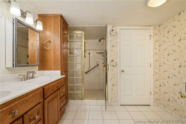 8501 Dillon Road, Charlestown, IN 47111