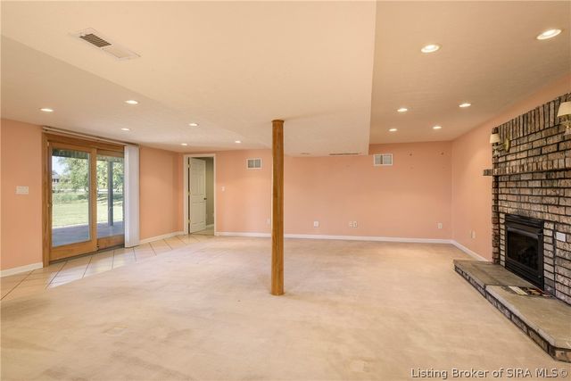 8501 Dillon Road, Charlestown, IN 47111