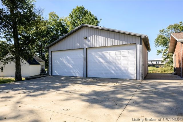 8501 Dillon Road, Charlestown, IN 47111