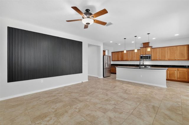 769 ALCOVE DR, Groveland, FL 34736