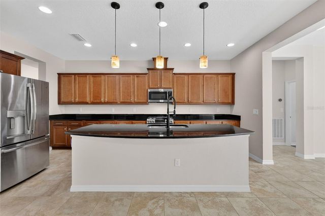 769 ALCOVE DR, Groveland, FL 34736