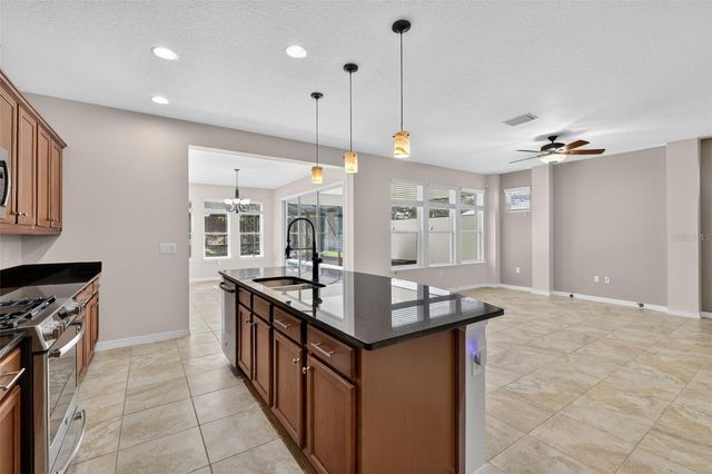 769 ALCOVE DR, Groveland, FL 34736