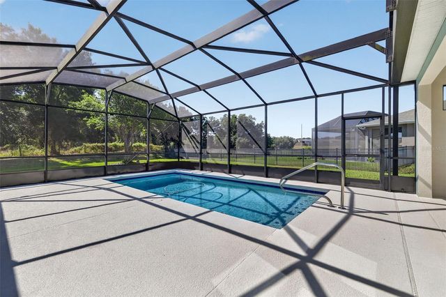 769 ALCOVE DR, Groveland, FL 34736