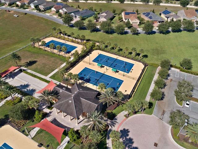 769 ALCOVE DR, Groveland, FL 34736