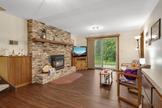 10786 Butternut Street NW, Coon Rapids, MN 55448