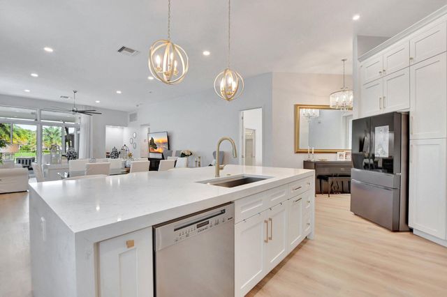 6609 NW 24th Avenue, Boca Raton, FL 33496