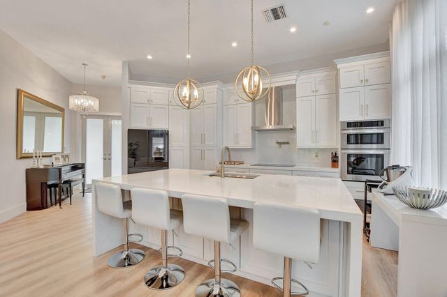 6609 NW 24th Avenue, Boca Raton, FL 33496