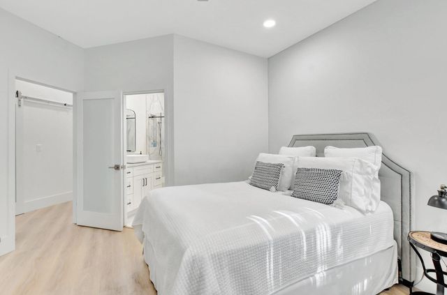 6609 NW 24th Avenue, Boca Raton, FL 33496