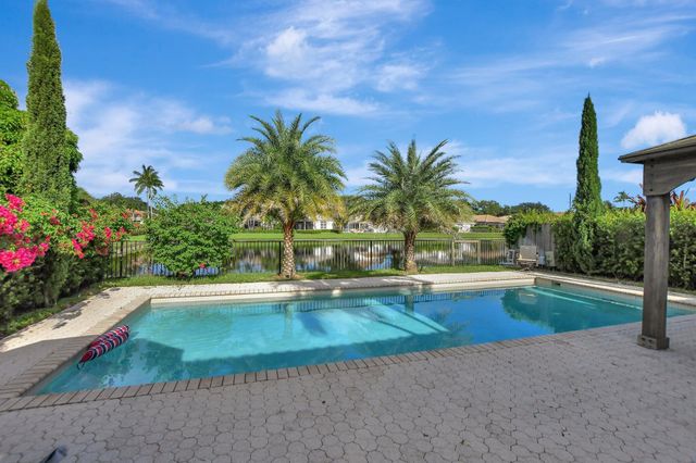6609 NW 24th Avenue, Boca Raton, FL 33496