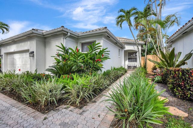 6609 NW 24th Avenue, Boca Raton, FL 33496