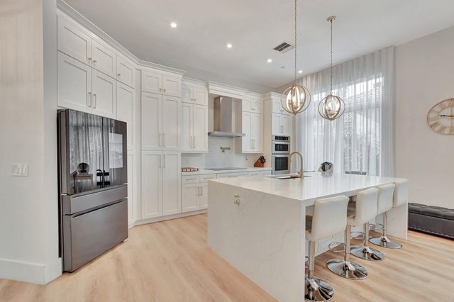 6609 NW 24th Avenue, Boca Raton, FL 33496