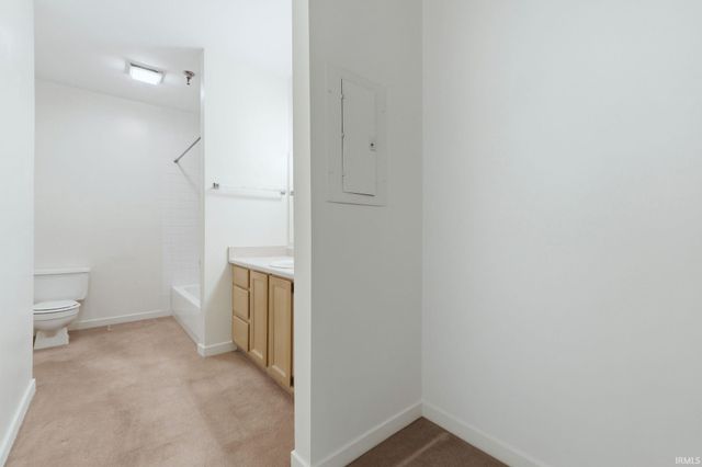 113 W Wayne St Apt 412, Fort Wayne, IN 46802