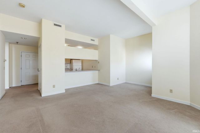 113 W Wayne St Apt 412, Fort Wayne, IN 46802