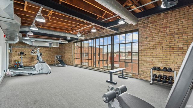 113 W Wayne St Apt 412, Fort Wayne, IN 46802